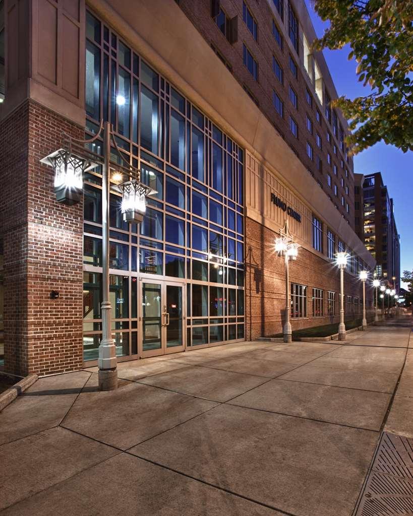 Hotel Fluno Center Madison Exterior foto